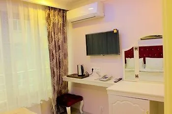 Hotelium 2 Hotel *