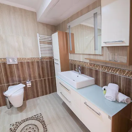 Otel Grand Zentrum & Cafe Restaurant - Taksim Square