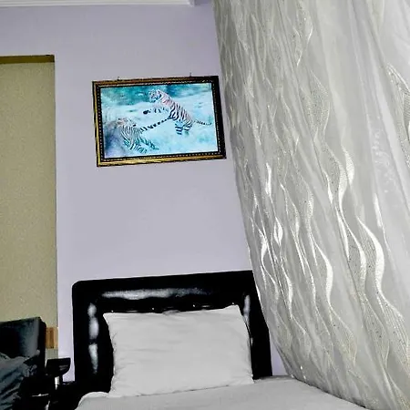 Caravan Palace Apart Aparthotel