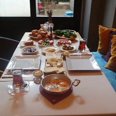 Hotel Taksim Avenue 4*