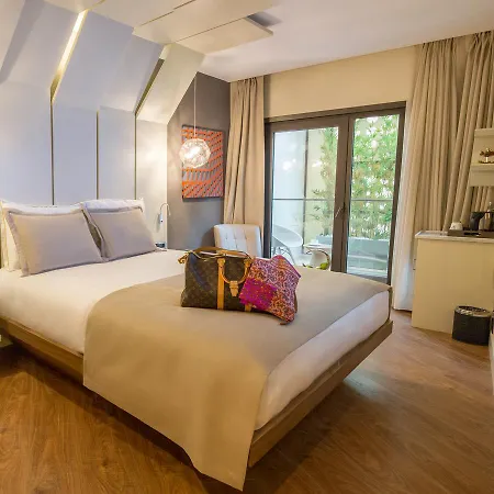 Hotel Maroon Pera 3*