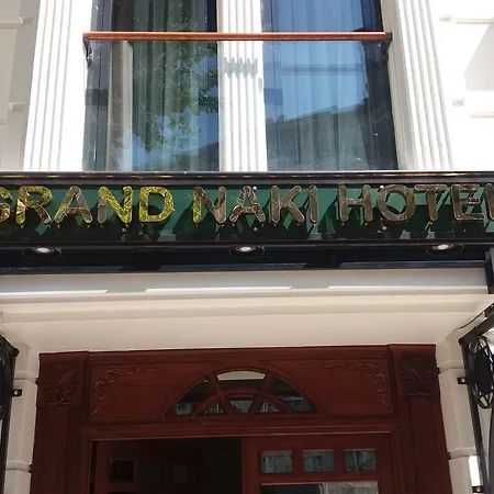 Grand Naki Istanboel