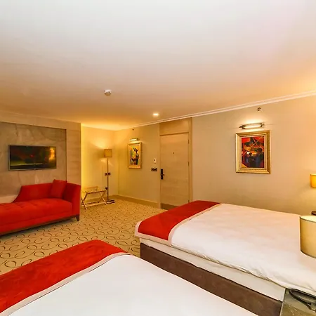 מלון Mare Park & 4*