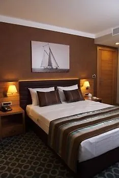 Tuzla Town Hotel Istanbul