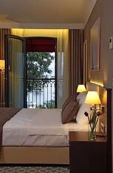 Tuzla Town Hotel 3*