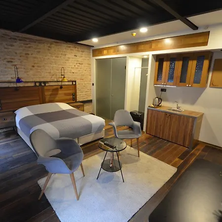 Uenver Galata Aparthotel 2*