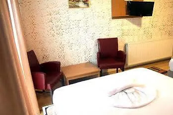 Avcilar Dedem Otel 3*