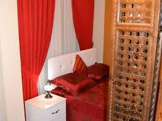 Apartment Pera *