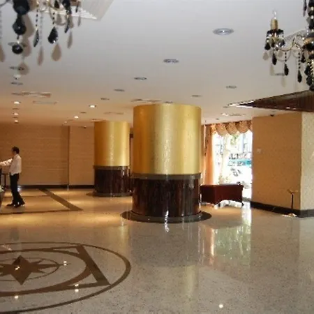 Hotel Golden Hill 4*