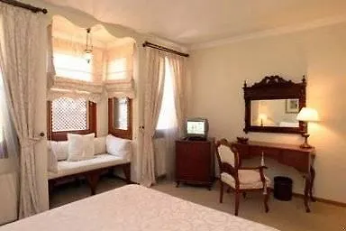 Sari 4* Stambuł