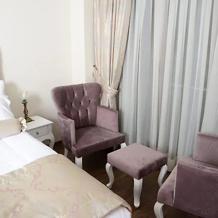 World Heritage 3*