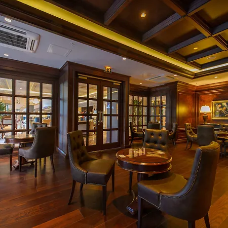 Elite World Florya Отель