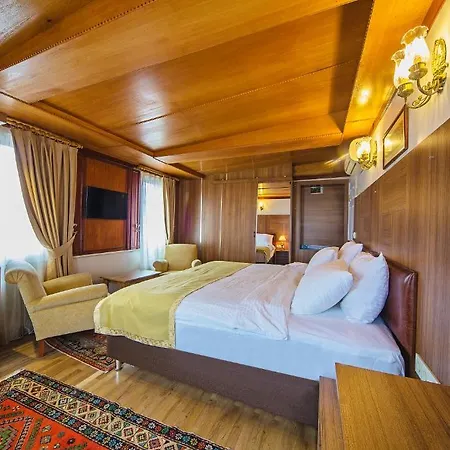 Hippodrome Aparthotel