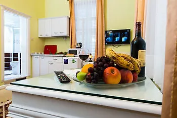Aparthotel Alhambra