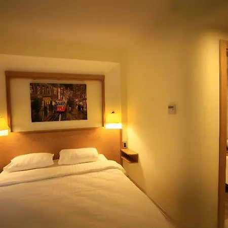 Bed & Breakfast Beyoglu Mls 3*