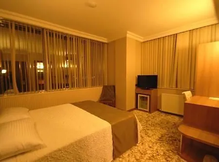 Hotel Lounge 2*
