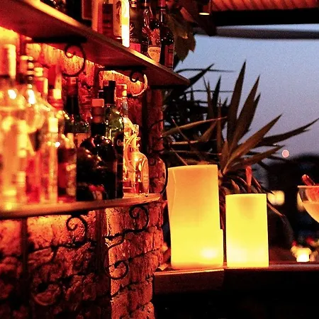 Hotel La Maison 3*
