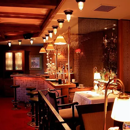 Hotel La Maison 3*