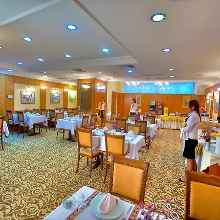 Otel Grand Hilarium 4*