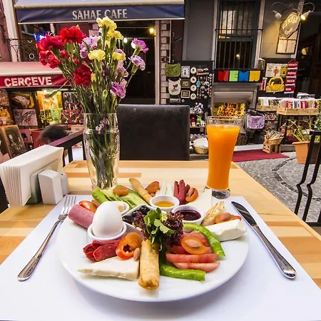 Kuzen (adults Only) Hotel