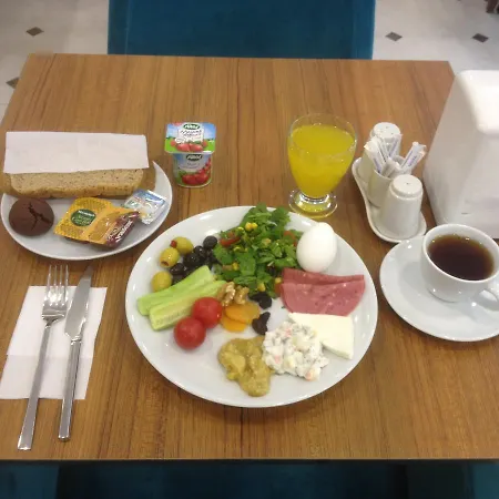 Artika Hotel