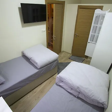 Guest house Erasmus House *