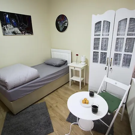 Guest house Erasmus House
