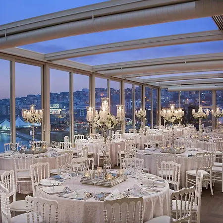 Отель Lazzoni Стамбул