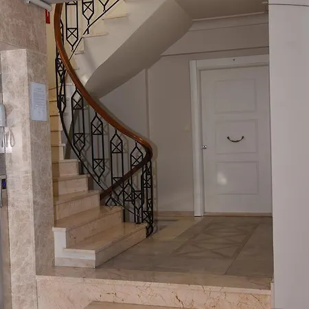 Taksim Center Apartament *
