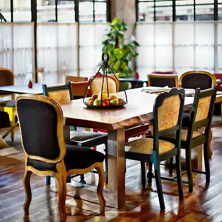 Sub Karakoy - Special Category Istanboel