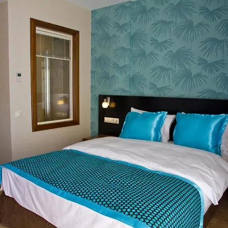 Hotel Au Pera 5*