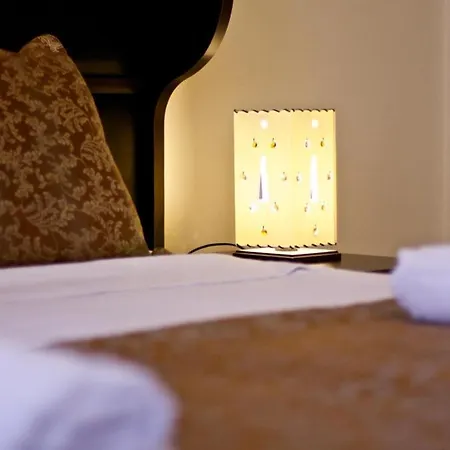 Adonis House Taksim Hotel 3*