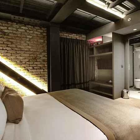 Cityloft 81 Hotel 4*