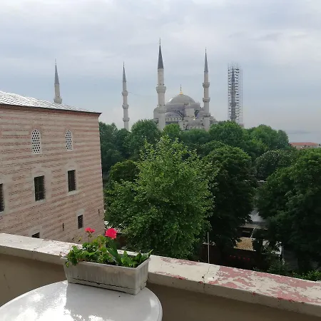 Turkoman Hotel 3*