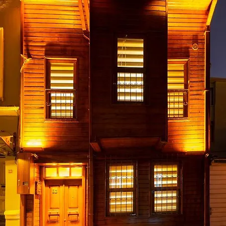 מלון Chestnut Mansion Oldcity 2*