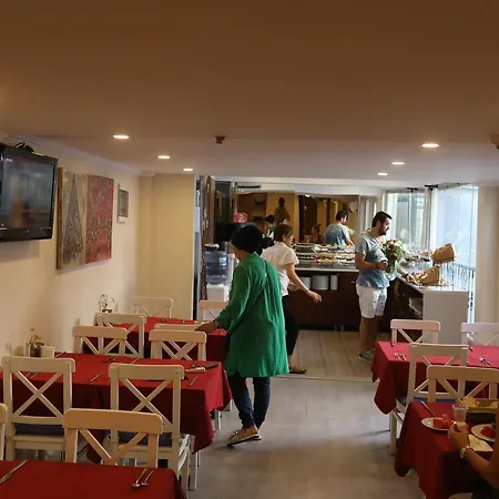 Hotel Marmara Deluxe Istanbul