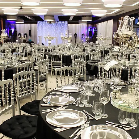 Hotel Burgu Arjaan By Rotana