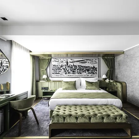 Hotel The Wings