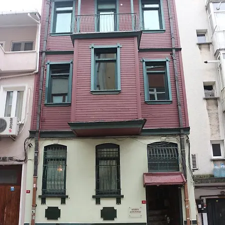 Hotel Ortakoy Pasha Konagi 2*