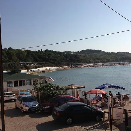 Hotel Yali
