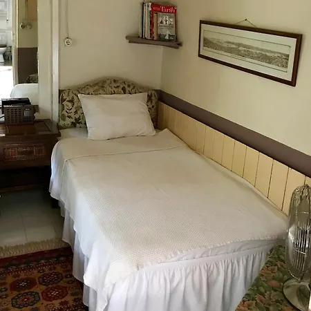 Tuzla Yacht Club Homestay