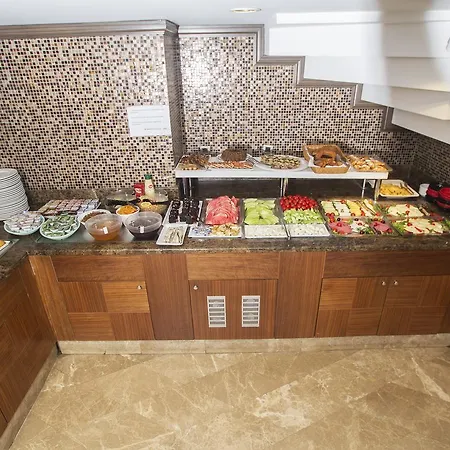 Nova Plaza Taksim Square Hotel 4*