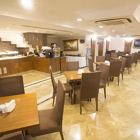 Hotel Nova Plaza Taksim Square 4*