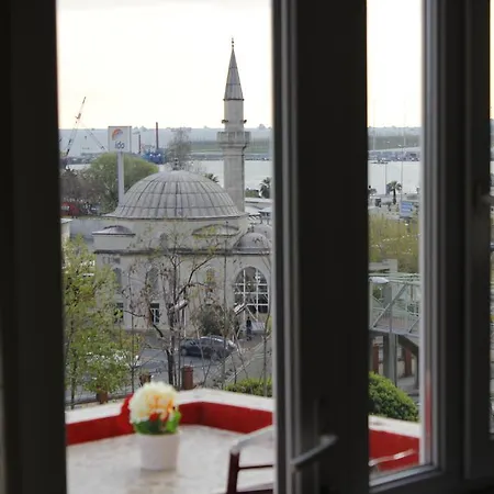 Tura Istanbul
