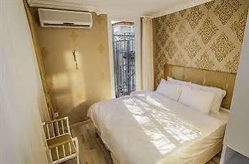 Hotel Walnut Shell - Old Sultanahmet 3*