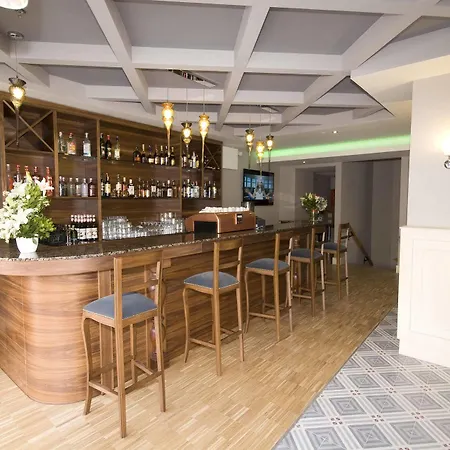 Innpera Hotel 4*