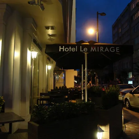 Le Mirage 4*