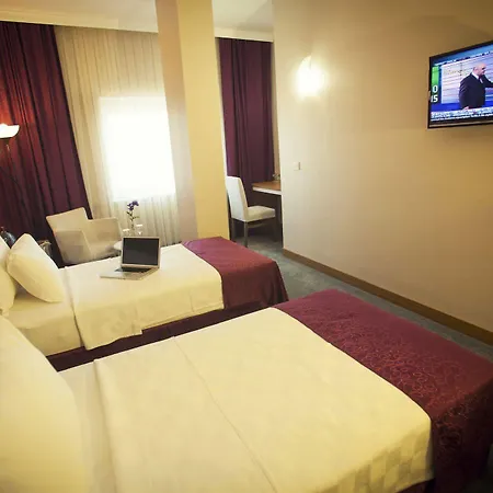 Helikon Business Hotel
