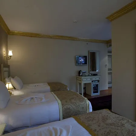 Hotel Maywood