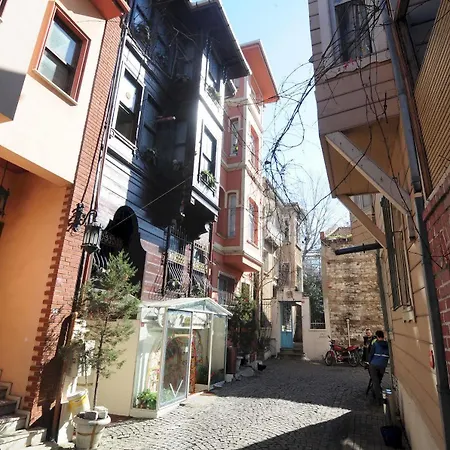 Golden Horn Hotel